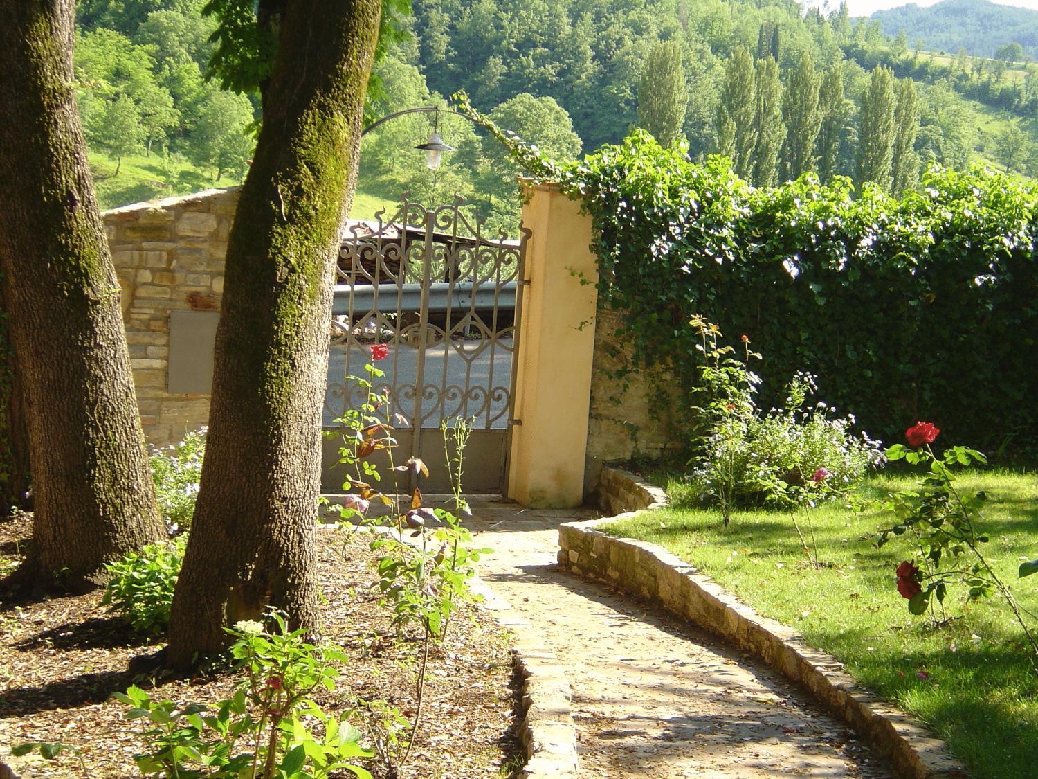La Locanda Del Borgo П'єтралунга Екстер'єр фото